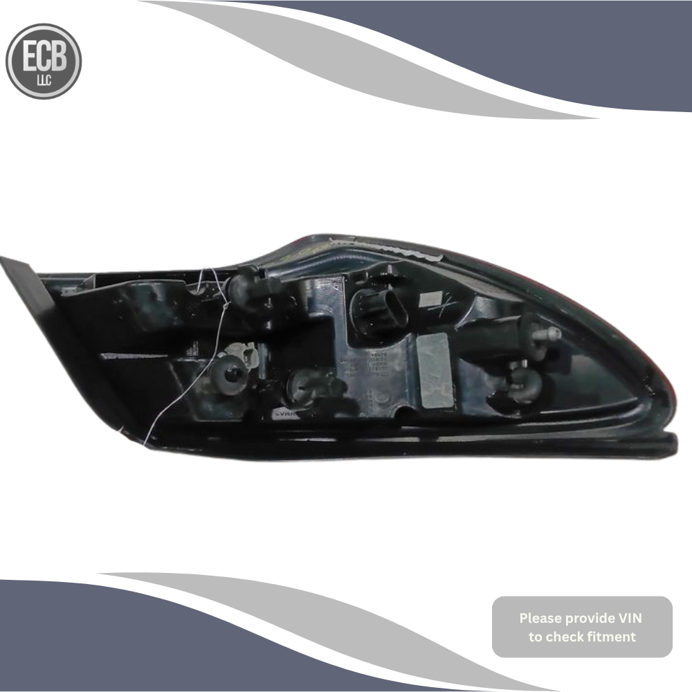 2011–2014 Chrysler 200 Convertible Tail Light Passenger Right Side OEM — view 3