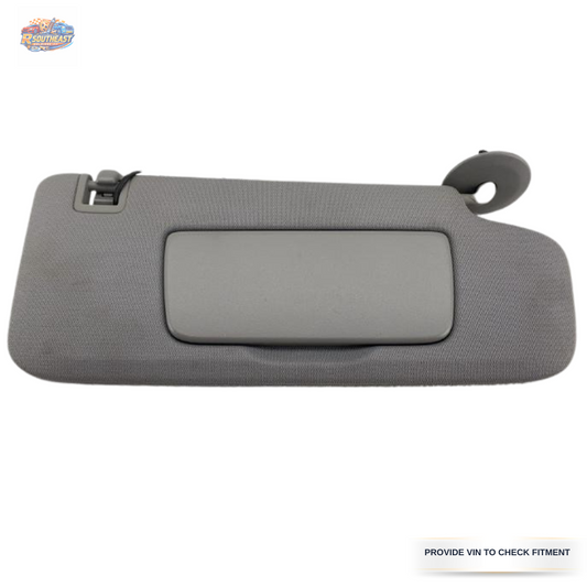 2020–2023 Chevrolet Equinox RH Passenger Sunvisor Sun Visor with Mirror & Light OEM — view 1