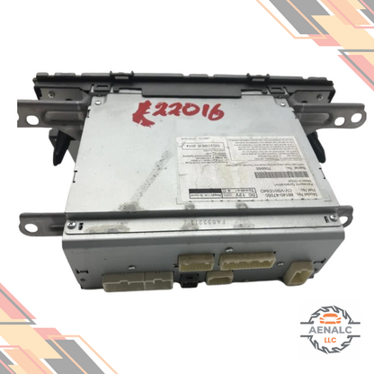 2012–2015 Toyota Prius Display & ReceiverOEM — view 3
