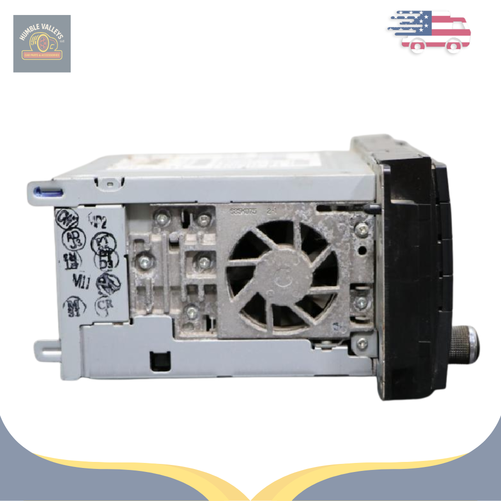 2012–2019 Chrysler Town Country Radio Display Receiver RHB NAVIGATION OEM — view 4