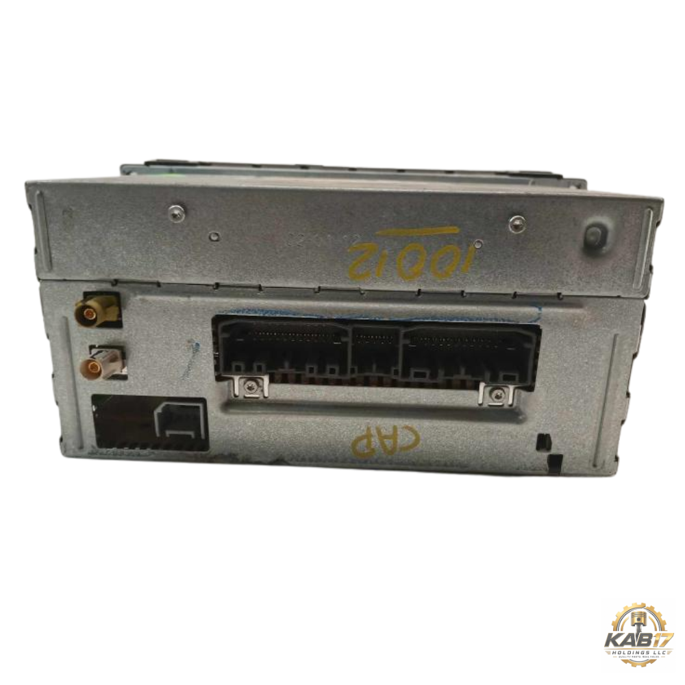 2013–2016 Chrysler Town & Country AM FM CD Navigation Radio Display Screen RHB — view 2
