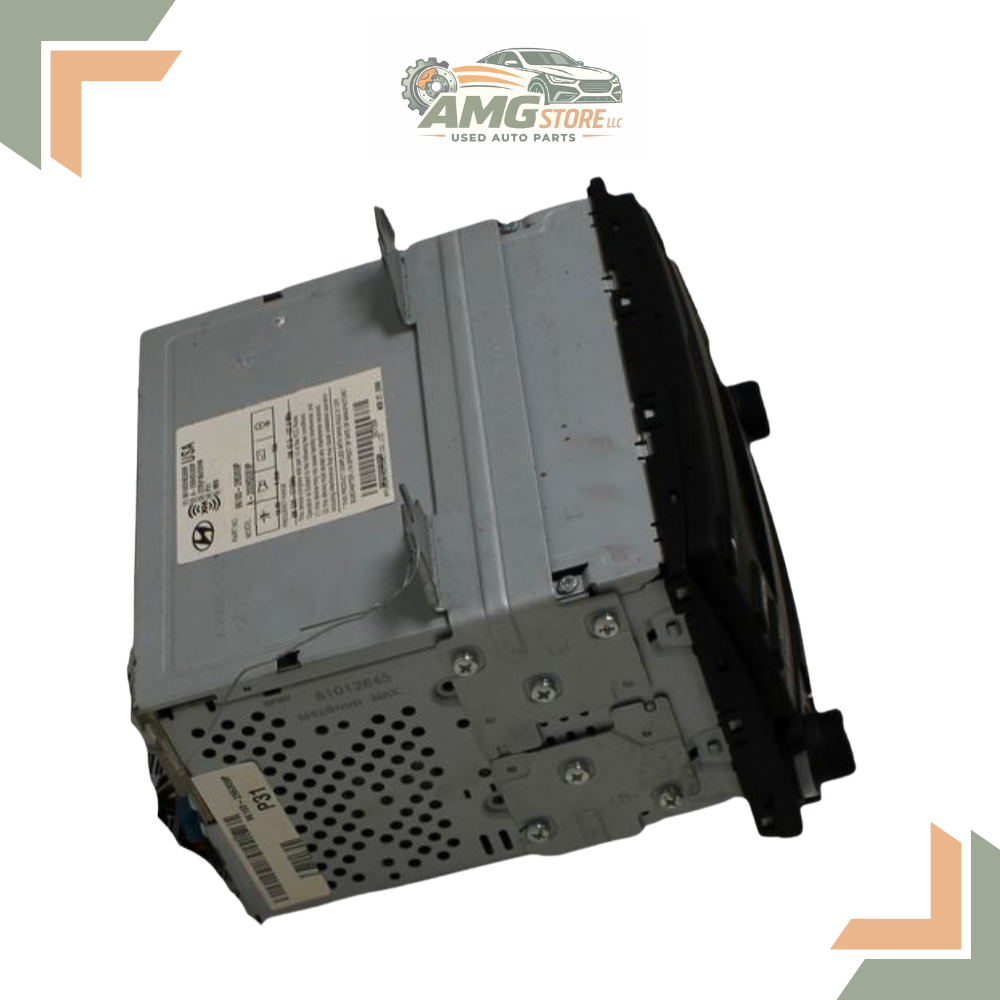 2009–2010 Hyundai Elantra Sedan AM FM CD Player Radio Receiver — view 3