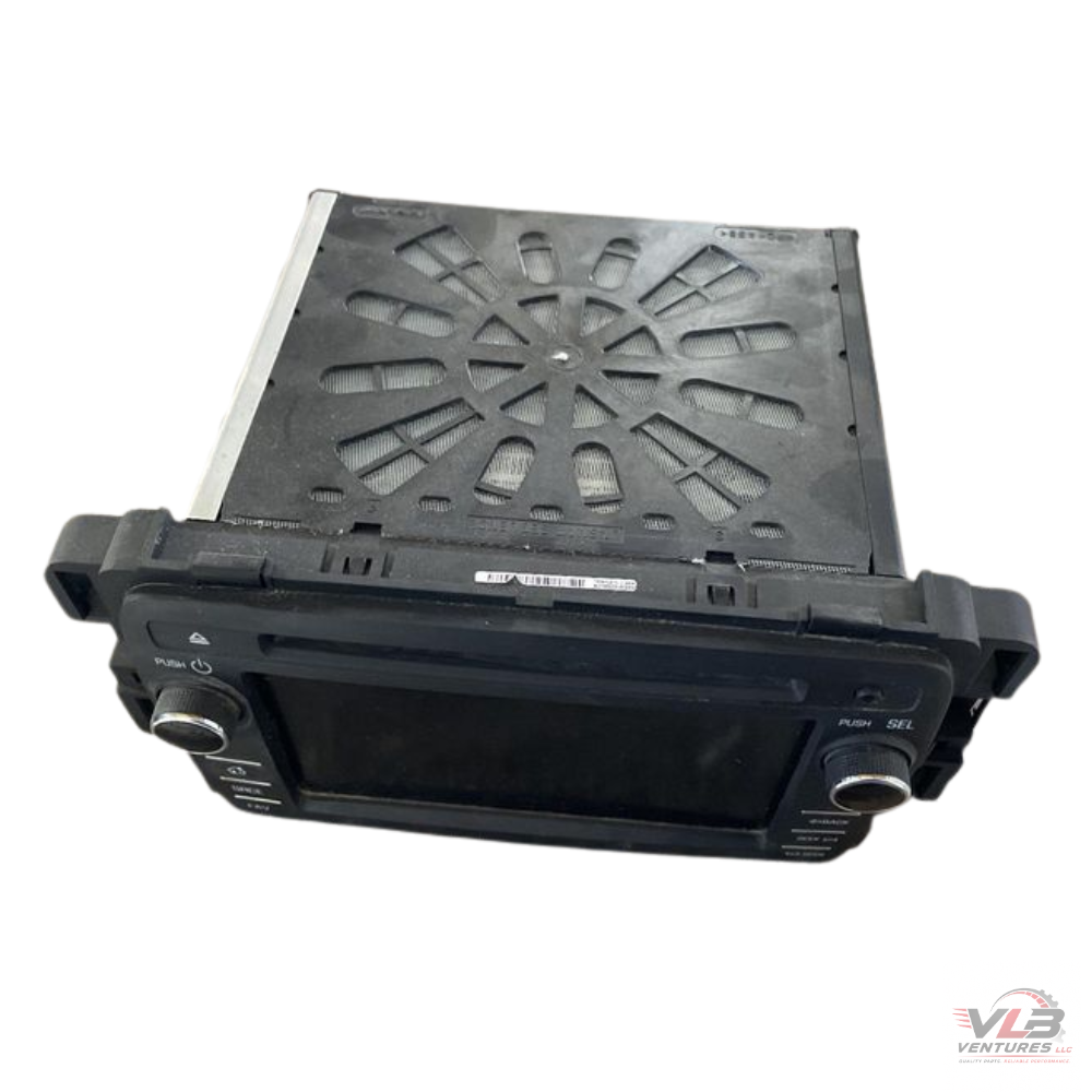 2016–2017 Chevrolet Traverse Enclave Radio Receiver Display ID 84082781 OEM — view 2