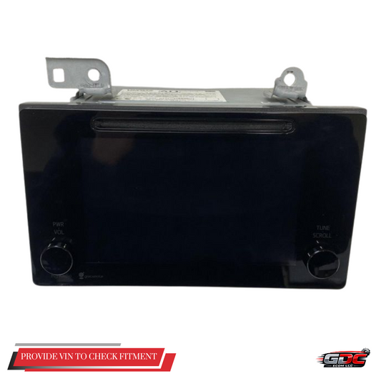 2015 Toyota Sienna AM-FM-CD Radio Receiver OEM — view 1