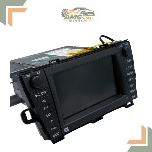 2010–2011 TOYOTA PRIUS DISPLAY SCREEN DASH MOUNTED NAVIGATION SATELLITE E7022 — view 1