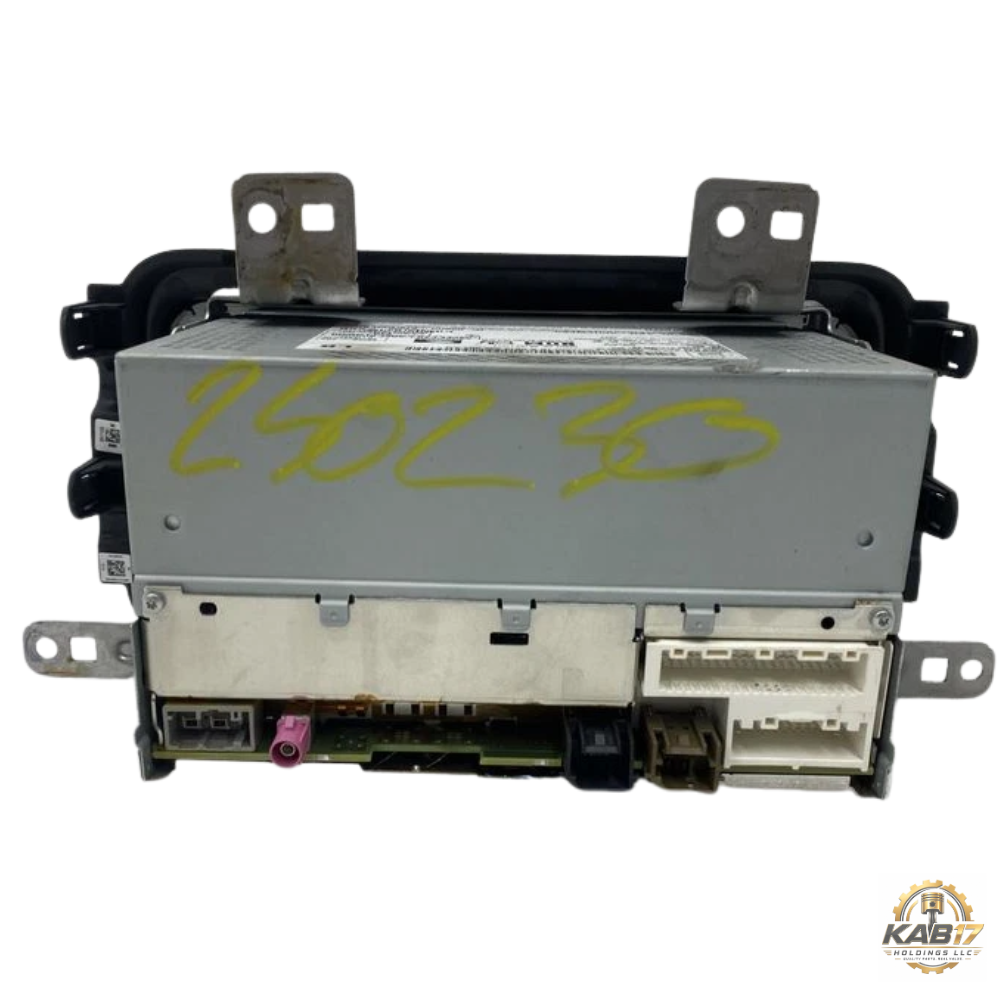2020 Nissan Versa Satellite Radio Display Screen without Navigation OEM — view 2