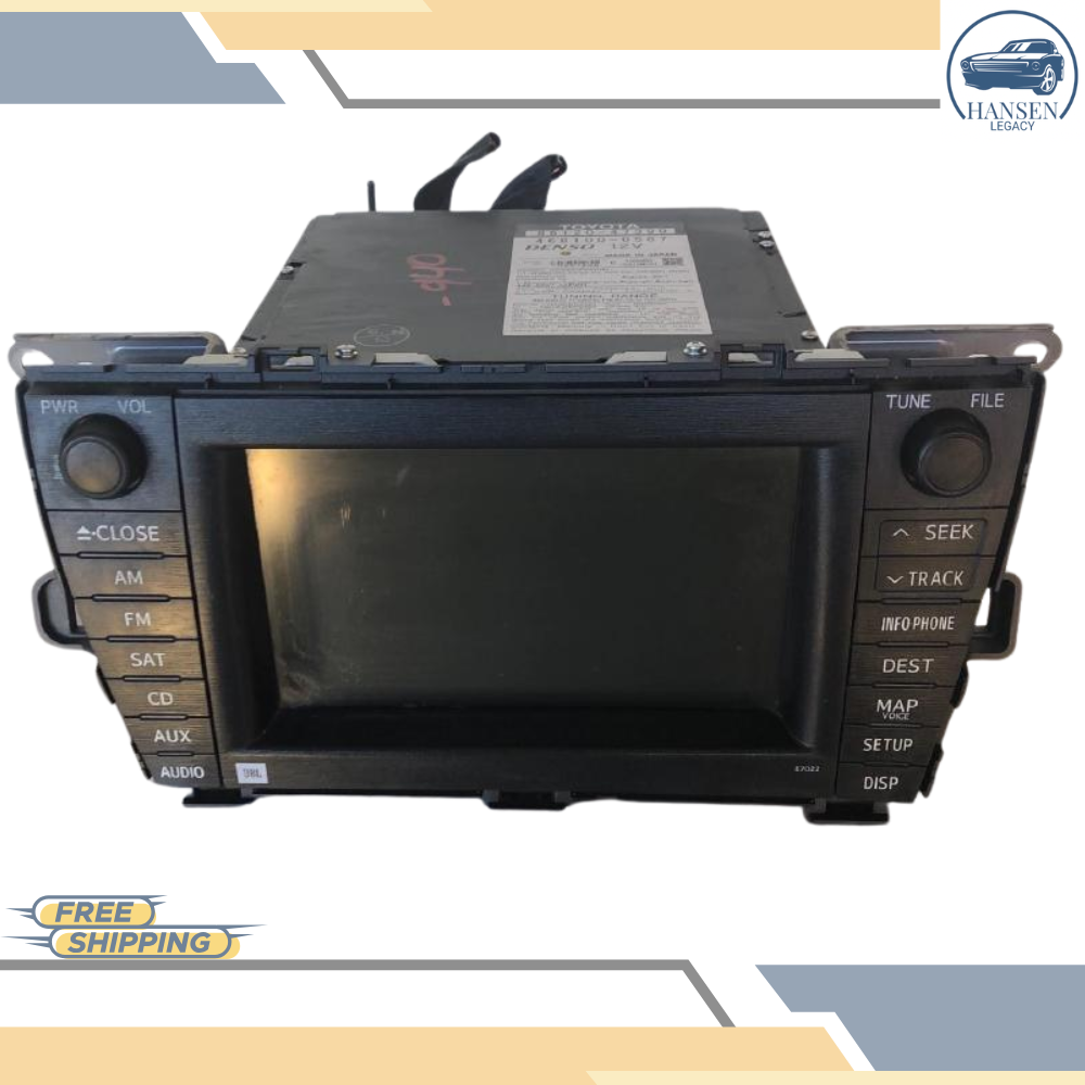 2010–2011 TOYOTA PRIUS DISPLAY SCREEN DASH MOUNTED NAVIGATION SATELLITE E7022 — view 1