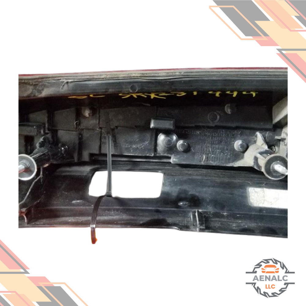 2000–2005 Chevrolet Cavalier Speedometer Tachometer Gauge Instrument Cluster OEM — view 4