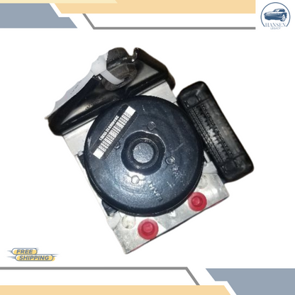 2013–2015 Volkswagen Passat ABS Anti Lock Brake Actuator Pump 13 14 15 — view 2