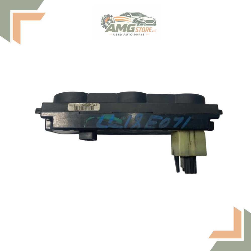2007–2009 FORD MUSTANG AC Heater Climate Temperature Control With Heated Seat — view 3