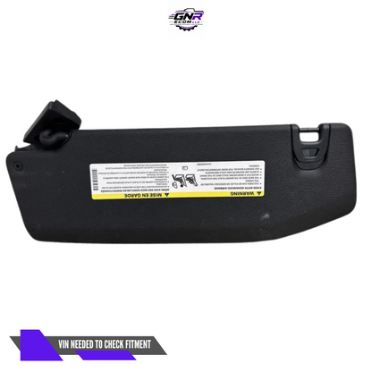 2025 Jeep Wrangler RH Passenger Sunvisor Sun Visor with Mirror & Light OEM — view 1