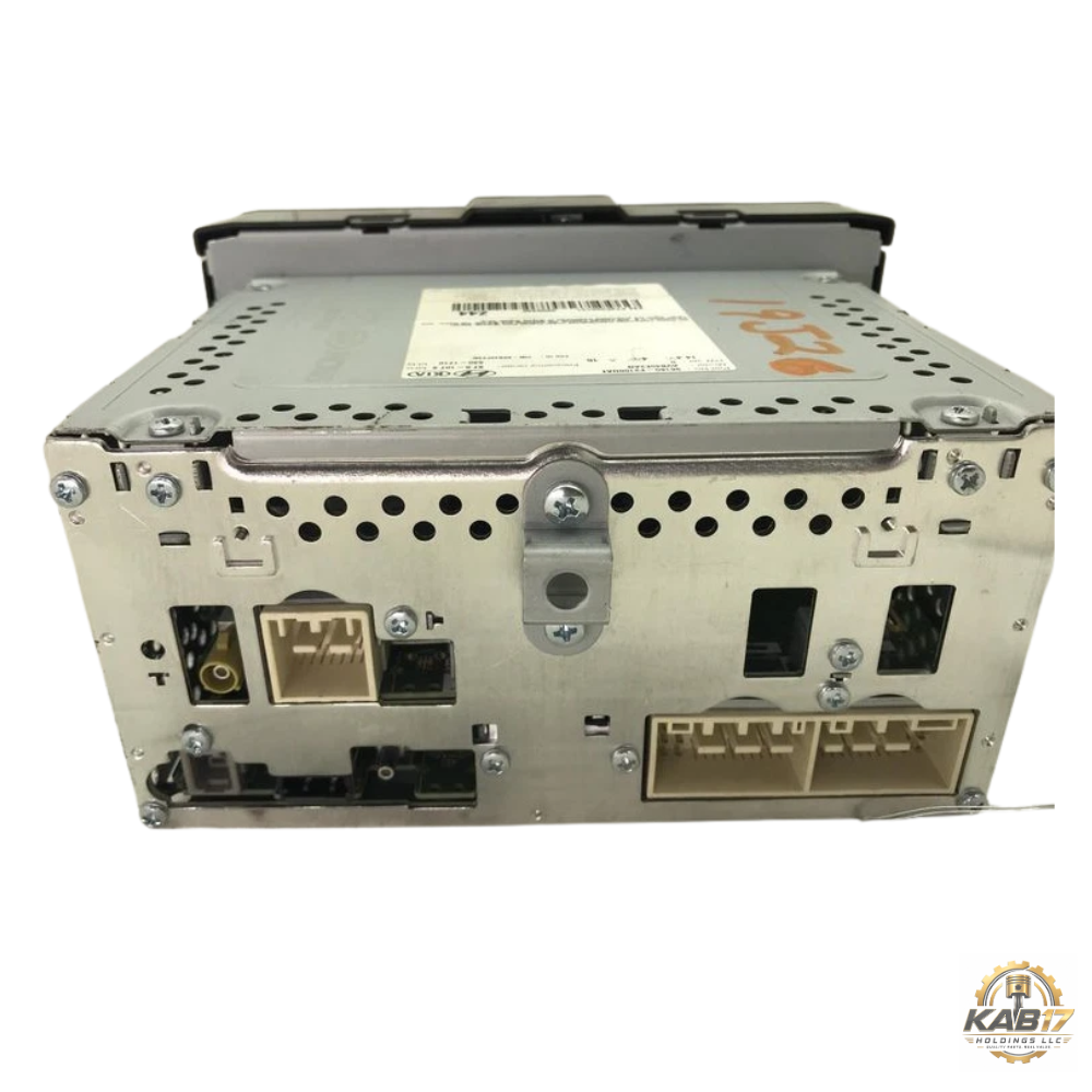 2017–2019 Hyundai Elantra AM FM Radio Receiver with Display Screen OEM — view 2
