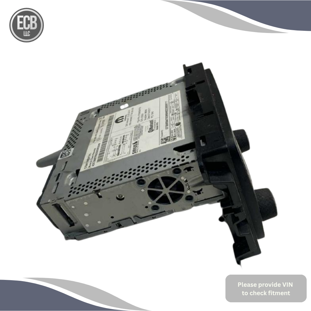 2015–2017 Jeep Renegade AM FM Radio Receiver With Display Screen OEM — view 4
