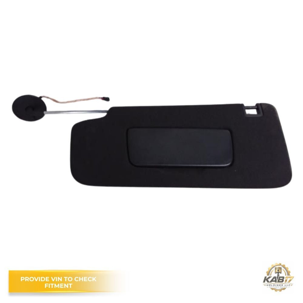 2019–2024 Cadillac XT4 LH Driver Sunvisor Sun Visor with Mirror & Light OEM — view 1