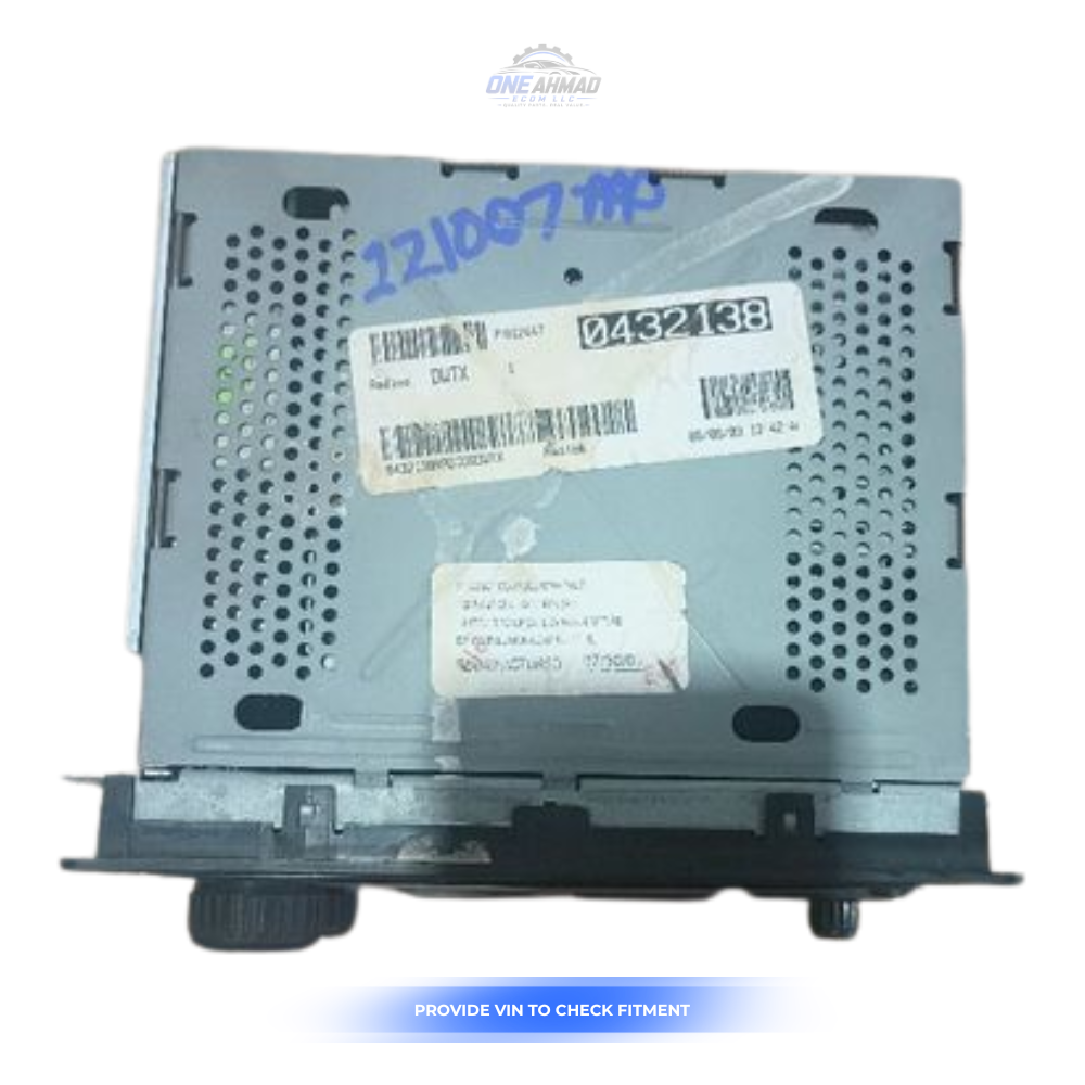 2003–2006 Cadillac Escalade Yukon Radio CD Player Console Mounted 6 Disc Tested — view 2