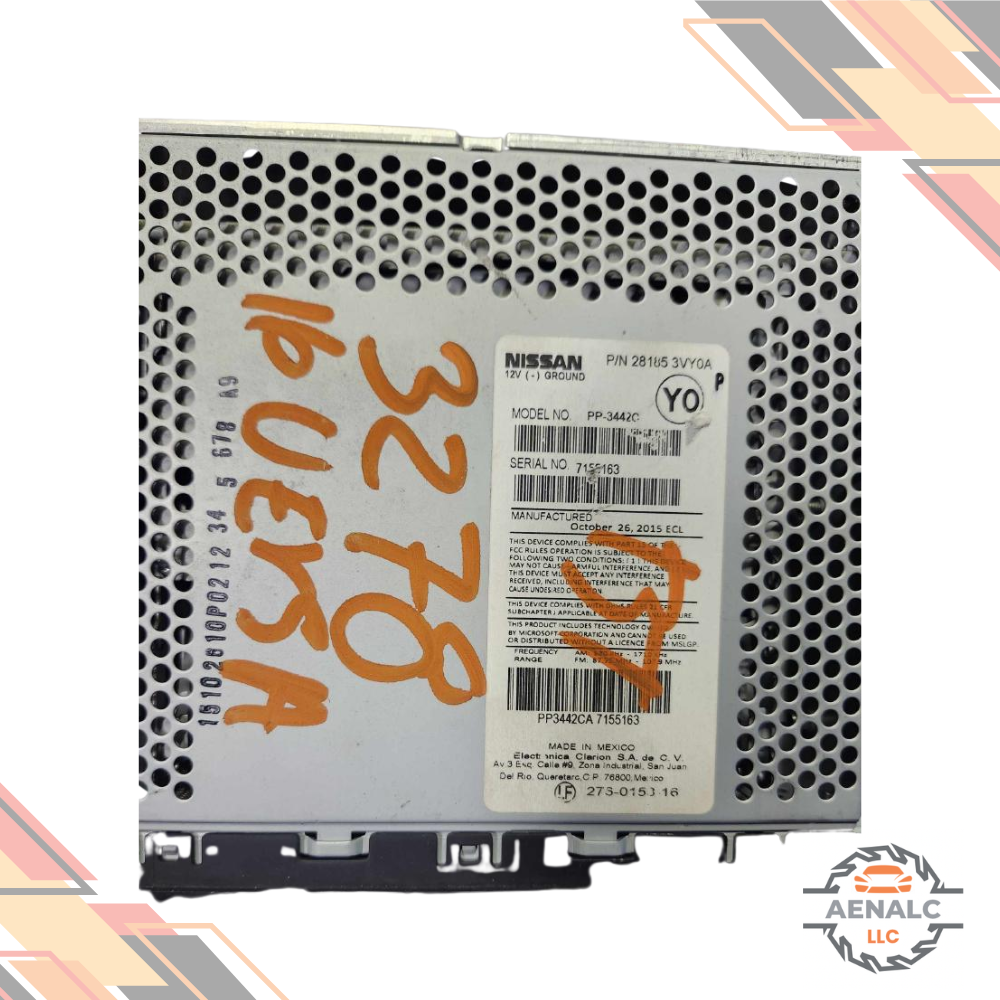2015–2018 Nissan Versa Radio Receiver AM FM CD without Navigation OEM — view 3